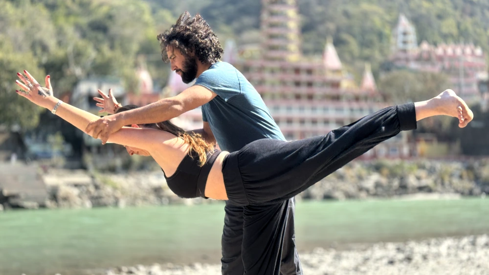 200-hour-yoga-teacher-training-in-rishikesh