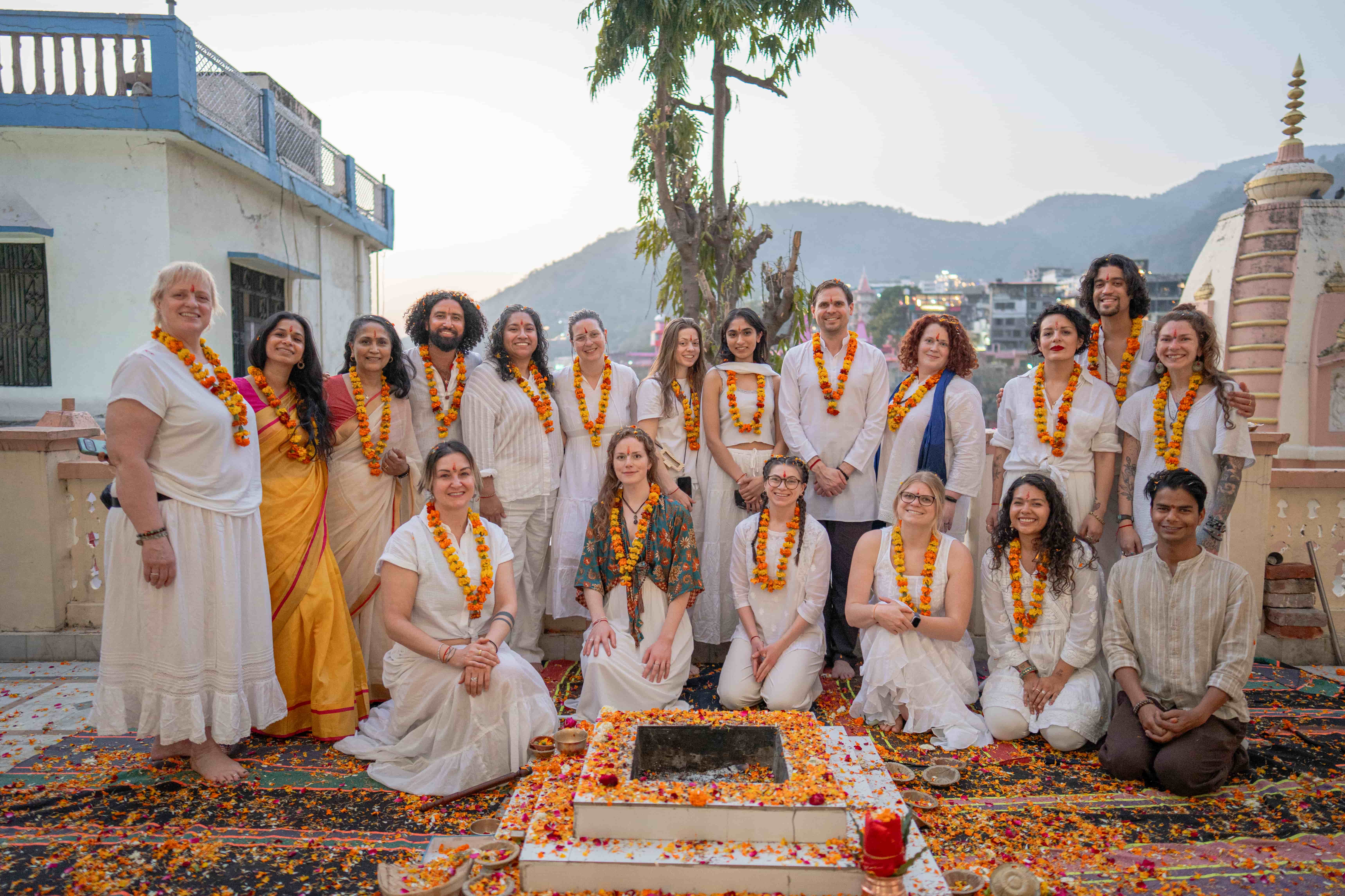 Best-yoga-teacher-training-school-in-rishikesh